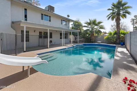 Exterior - 8464 N 7th Ave, Phoenix, AZ 85021 photo 11 of 12