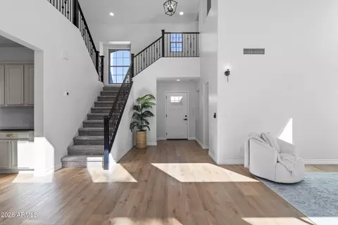 Entry Way - 3845 E Yeager Dr, Gilbert, AZ 85295 photo 3 of 5