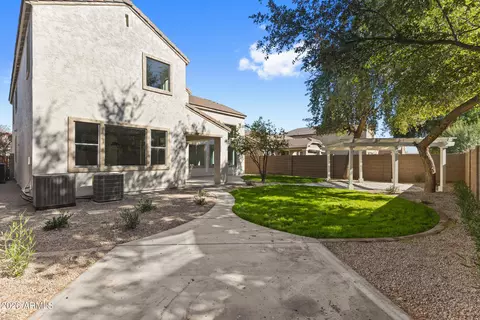 Exterior - 3845 E Yeager Dr, Gilbert, AZ 85295 photo 6 of 10