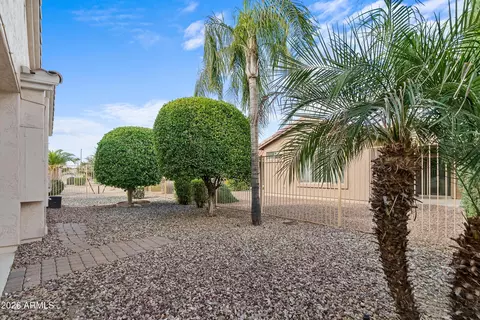 Exterior - 4696 E Carob Dr, Gilbert, AZ 85298 photo 4 of 11