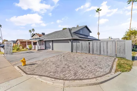 5204 W Garden Dr, Glendale, AZ 85304
