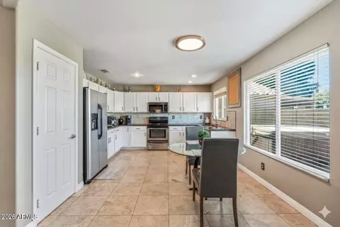 Kitchen - 1414 N Birch St, Gilbert, AZ 85233 photo 4 of 4