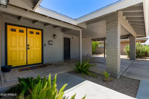 Exterior - 1065 E Fairmont Dr, Tempe, AZ 85282 photo 2 of 7