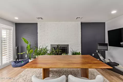 Dining - 1065 E Fairmont Dr, Tempe, AZ 85282 photo 3 of 3