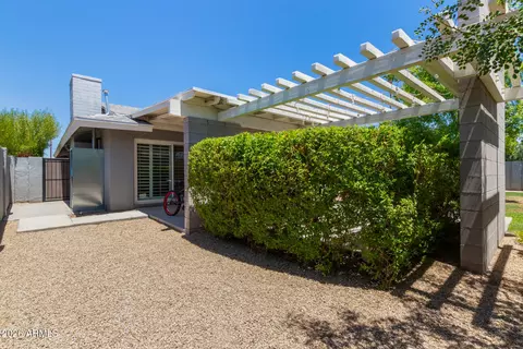 Exterior - 1065 E Fairmont Dr, Tempe, AZ 85282 photo 4 of 7