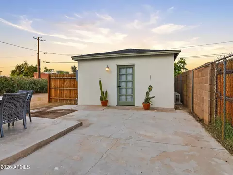 Exterior - 1306 E Willetta St, Phoenix, AZ 85006 photo 3 of 5