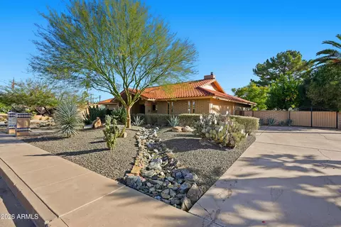 14029 N Canterbury Dr, Phoenix, AZ 85023