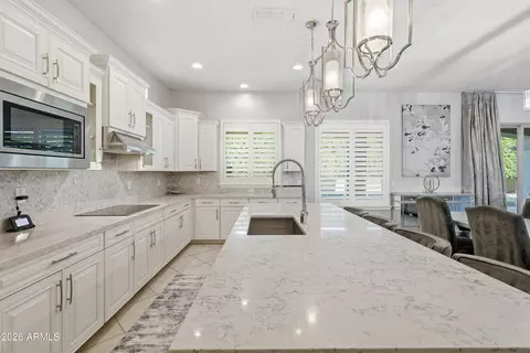 938 E Parkview Dr, Gilbert, AZ 85295 photo 16