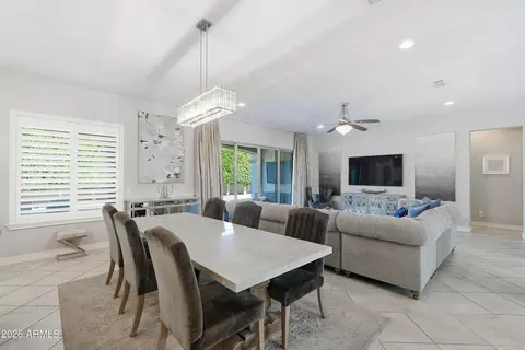 938 E Parkview Dr, Gilbert, AZ 85295 photo 20