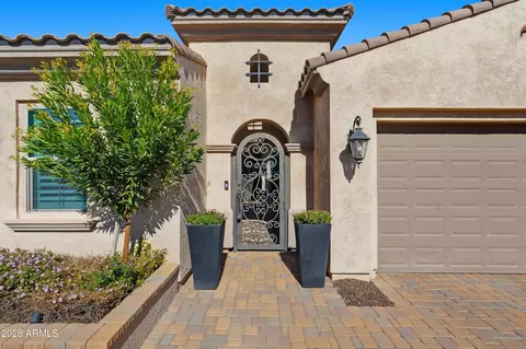 938 E Parkview Dr, Gilbert, AZ 85295 photo 5