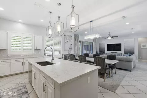 938 E Parkview Dr, Gilbert, AZ 85295 photo 18