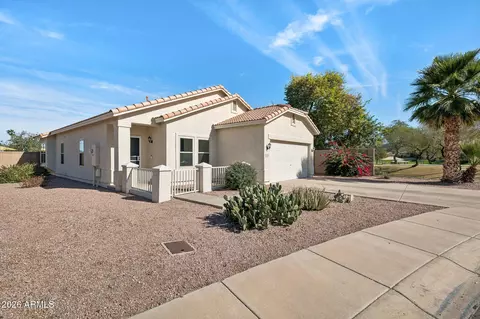 1134 E Pedro Rd, Phoenix, AZ 85042