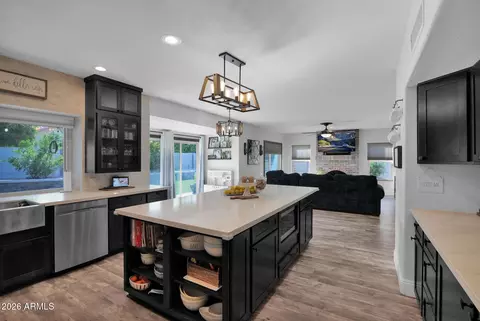 Kitchen - 1519 W Devon Dr, Gilbert, AZ 85233 photo 3 of 8