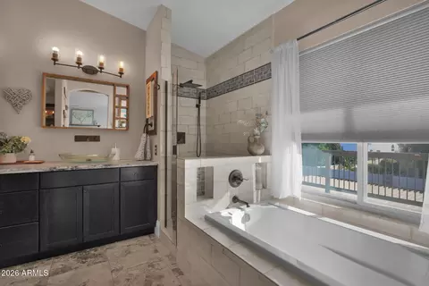 Bath - 1519 W Devon Dr, Gilbert, AZ 85233 photo 2 of 5
