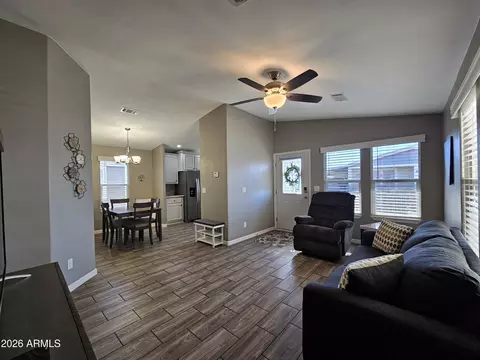 650 N Hawes Rd #3516, Mesa, AZ 85207