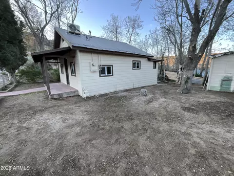 4382 E Copper St, Claypool, AZ 85532
