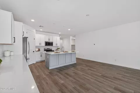Kitchen - 9841 E Satellite Dr, Mesa, AZ 85212 photo 3 of 3