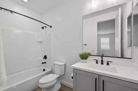 Bath - 9841 E Satellite Dr, Mesa, AZ 85212 photo 3 of 4