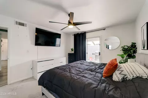 Bedroom - 4413 W Oraibi Dr, Glendale, AZ 85308 photo 4 of 5