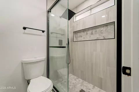 Bath - 4413 W Oraibi Dr, Glendale, AZ 85308 photo 3 of 3
