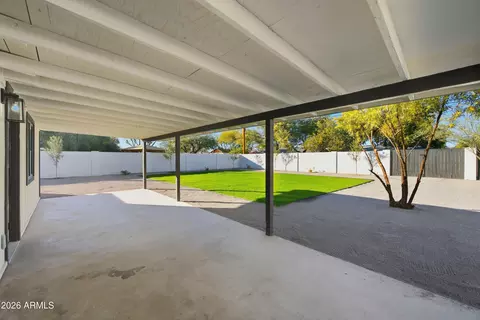 Exterior - 2324 E Heatherbrae Dr, Phoenix, AZ 85016 photo 3 of 6