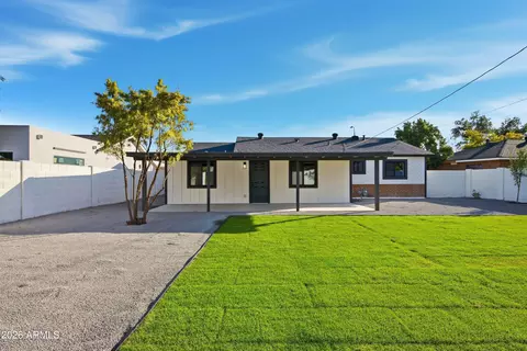 Exterior - 2324 E Heatherbrae Dr, Phoenix, AZ 85016 photo 6 of 6