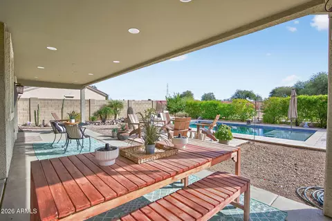 11673 W Lakeview Ct, Surprise, AZ 85378