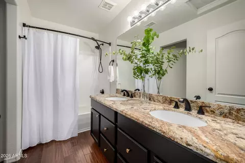 Bath - 1725 E Quail Ave, Phoenix, AZ 85024 photo 4 of 4