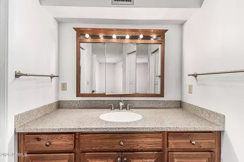 Bath - 6231 Ellis St, Mesa, AZ 85205 photo 1 of 3