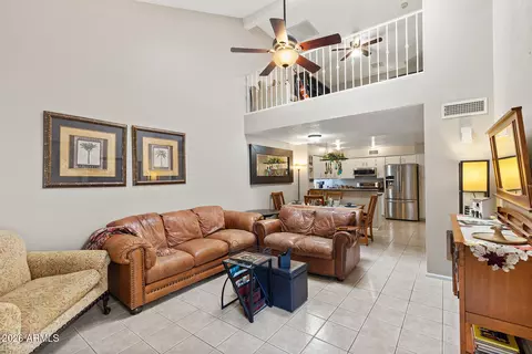 1717 E Union Hills Dr #1042, Phoenix, AZ 85024