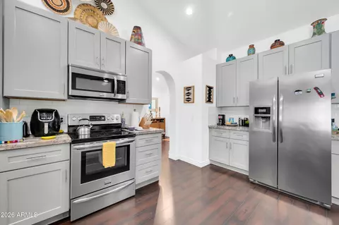 4501 E Pearce Rd, Phoenix, AZ 85044 photo 9
