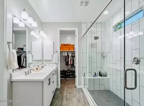 Bath - 2045 E Charlotte Dr, Phoenix, AZ 85024 photo 2 of 2