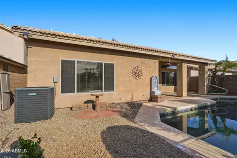 Exterior - 1561 E Black Diamond Dr, Gilbert, AZ 85296 photo 5 of 7