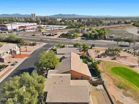View/Area - 1561 E Black Diamond Dr, Gilbert, AZ 85296 photo 3 of 6