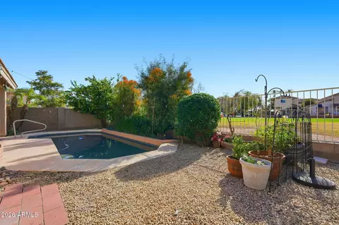 1561 E Black Diamond Dr, Gilbert, AZ 85296