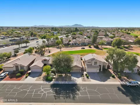 View/Area - 1561 E Black Diamond Dr, Gilbert, AZ 85296 photo 2 of 6