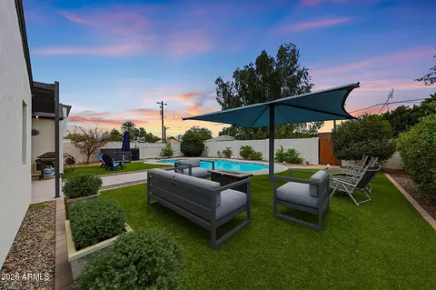 Exterior - 1359 E Weldon Ave, Phoenix, AZ 85014 photo 2 of 11