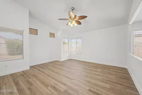 Living - 374 N Ocean Dr, Gilbert, AZ 85233 photo 5 of 7