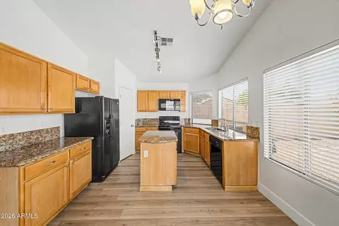 Kitchen - 374 N Ocean Dr, Gilbert, AZ 85233 photo 1 of 3
