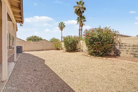 Exterior - 374 N Ocean Dr, Gilbert, AZ 85233 photo 4 of 5