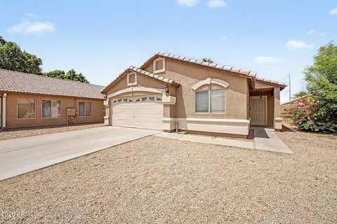 Exterior - 374 N Ocean Dr, Gilbert, AZ 85233 photo 3 of 5