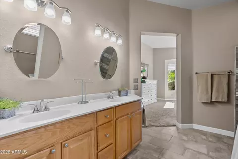 Bath - 4685 E Walnut Rd, Gilbert, AZ 85298 photo 1 of 2
