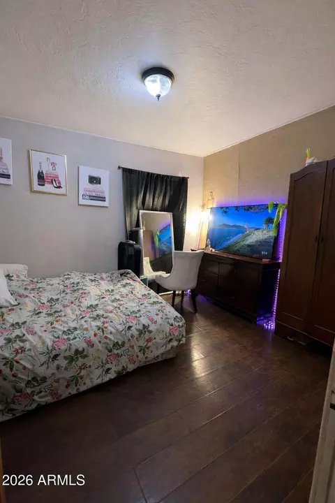 Bedroom - 21 E Saint Charles Ave, Phoenix, AZ 85042 photo 3 of 4