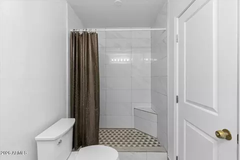 Bath - 2312 E Harvard St, Phoenix, AZ 85006 photo 3 of 3