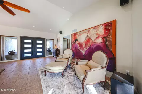 Entry Way - 8401 N 16th Pl, Phoenix, AZ 85020 photo 1 of 3