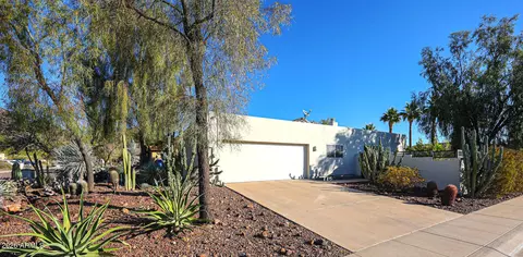 Exterior - 8401 N 16th Pl, Phoenix, AZ 85020 photo 13 of 13