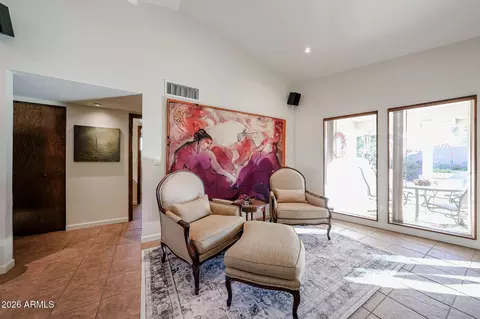 Living - 8401 N 16th Pl, Phoenix, AZ 85020 photo 5 of 5