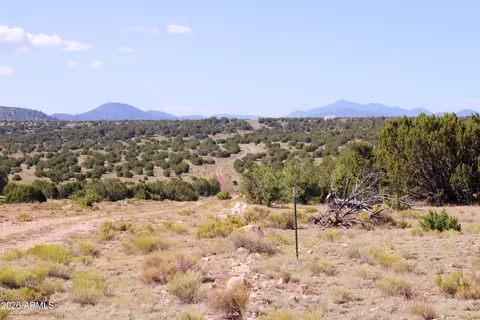 936001 Latigo Rd #2, Williams, AZ 86046
