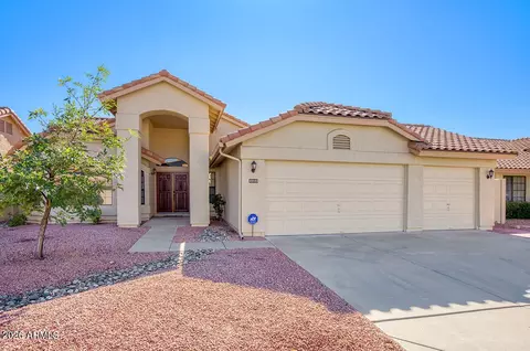 10941 W Cottonwood Ln, Avondale, AZ 85392