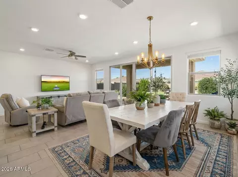 Dining - 2818 W Minton St, Phoenix, AZ 85041 photo 1 of 2
